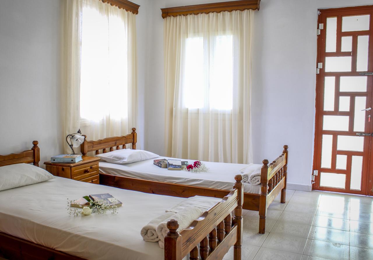 Pelagion II Sea Coral - Beachfront Holiday Home Kypseli Екстер'єр фото
