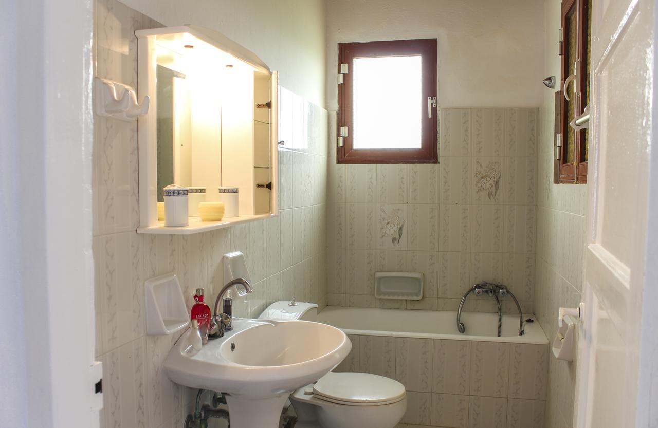 Pelagion II Sea Coral - Beachfront Holiday Home Kypseli Екстер'єр фото